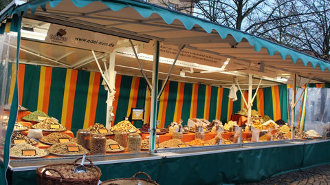 Unser Marktstand Edel Nuss
